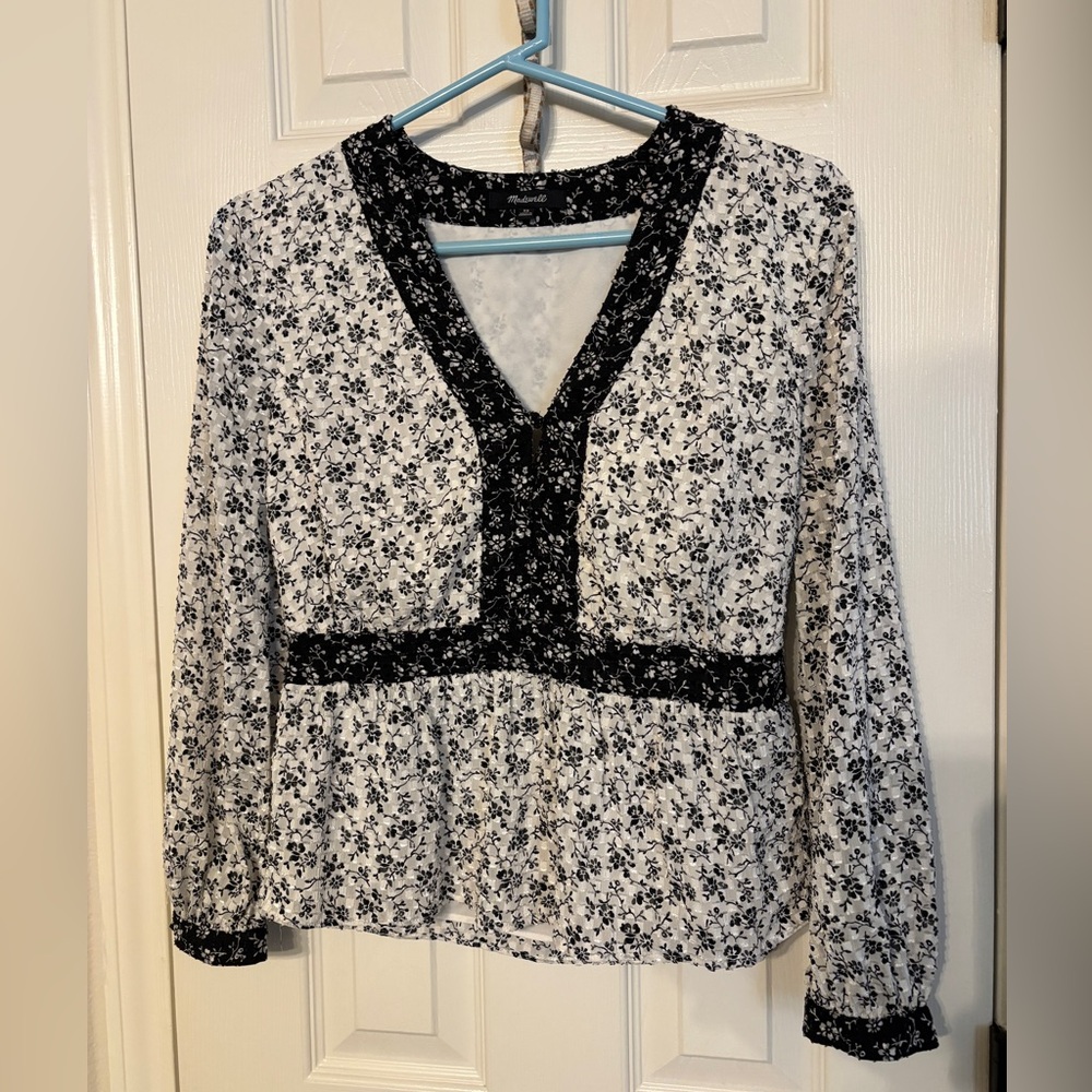Madewell Floral Flowy Navy and White Women's Top